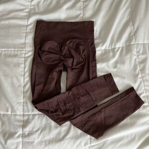 BUTT LIFTING LEGGINGS (size: women’s small)